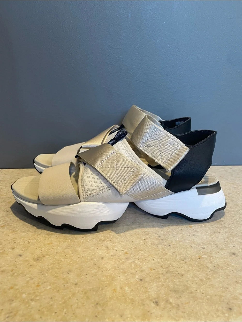 SOREL Anthropologie Kinetic Impact Sandal Comfort Adjustable Women's 8 Fawn